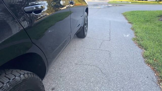 2021 Chevrolet Tahoe Z71 SUV Black 5.3l V-8 смотреть онлайн