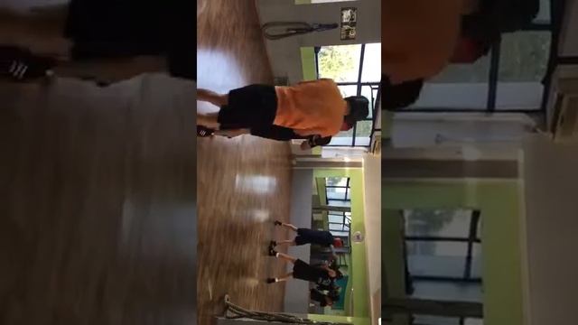 Боксерский зал Aidar Classis. Легкий спарриг. 2016 год. Айдын Таникенов. смотреть онлайн