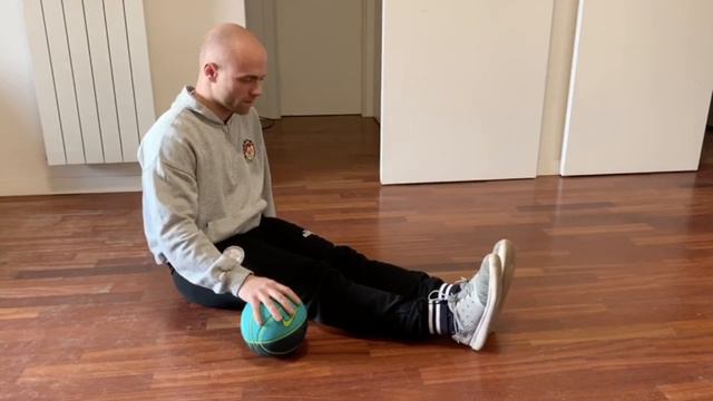 "Basket in quarantena": gli esercizi di coach Barberini, nona puntata смотреть онлайн