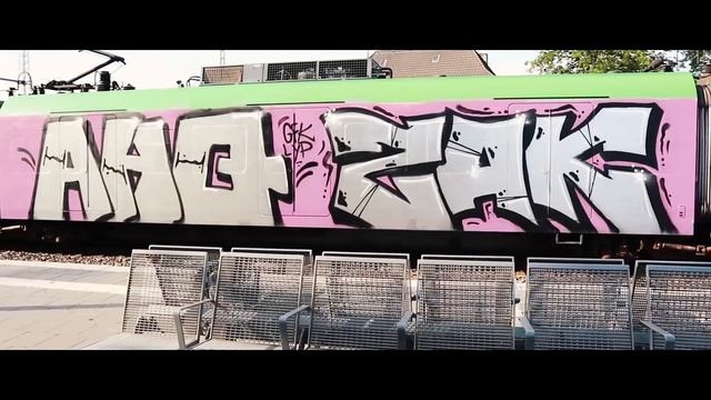 5MINUTES WITH: ZAK CREW & FRIENDS смотреть онлайн