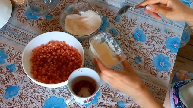 63# СУШУ ТРАВЫ И СМОРОДИНУ. ГОТОВИМ ЙОГУРТ НА ДАЧЕ. Рестоврация старых часов. УДачники Везде смотреть онлайн