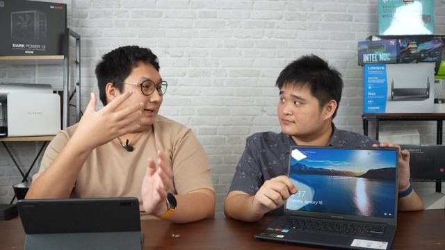 ASUS VivoBook Pro 14 OLED โน้ตบุ๊กสำหรับสายครีเอเตอร์ จอดีสีตรงในราคาสามหมื่นต้นๆ смотреть онлайн