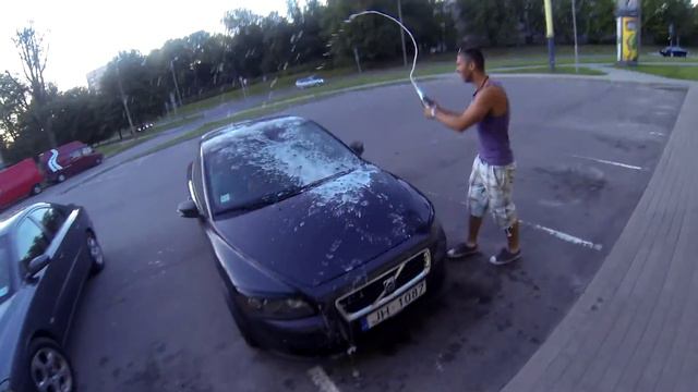 Обмываем новую машину Кристы :) смотреть онлайн