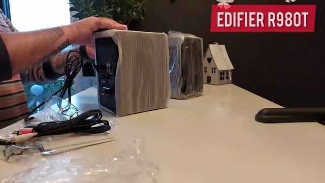 Edifier R980t - Monitor Speaker Gaming / Music смотреть онлайн