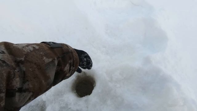 КАК ЖЕ Я ПО ВАМ СКУЧАЛ, ЭТИ ДЕРЗКИЕ ПОКЛЁВКИ ДОРОГОГО СТОЯТ! ЕТЫ-ПУР, ДОЛГОЖДАННАЯ ЗИМНЯЯ РЫБАЛКА! смотреть онлайн