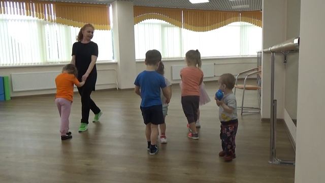 Ой, горячо!!! Похлопаем и потопаем. Ритмика для детей. Зумба кидс. смотреть онлайн