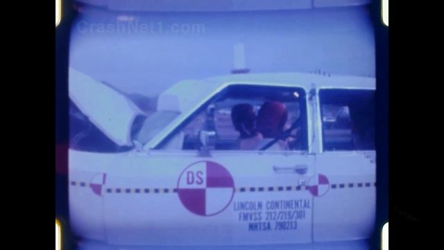 1979 Lincoln Continental Sedan | Frontal Crash Test By NHTSA | CrashNet1