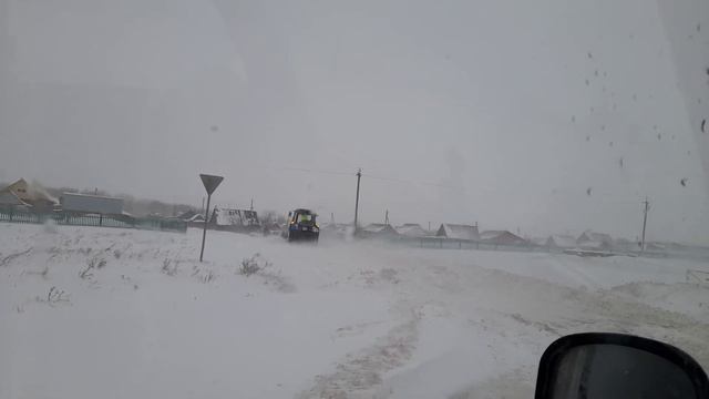 Стройка продолжается. "Колдуем" над душевой. Зима и метели у нас. Почти доделали ванную!!! смотреть онлайн