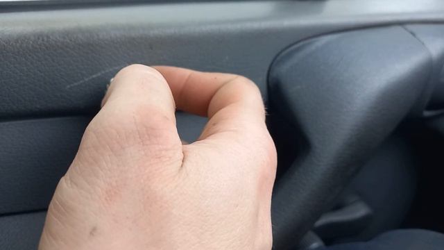 КАК УБРАТЬ ЦАРАПИНУ НА ПЛАСТИКЕ С ПОМОЩЮ ОБЫЧНОЙ ЗАЖИГАЛКИ смотреть онлайн