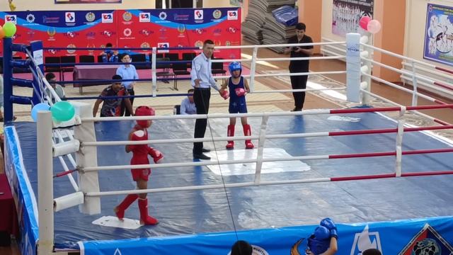 Муай Тай Агабек Нукус (красный) vs Жовохир Ургенч (синий) смотреть онлайн
