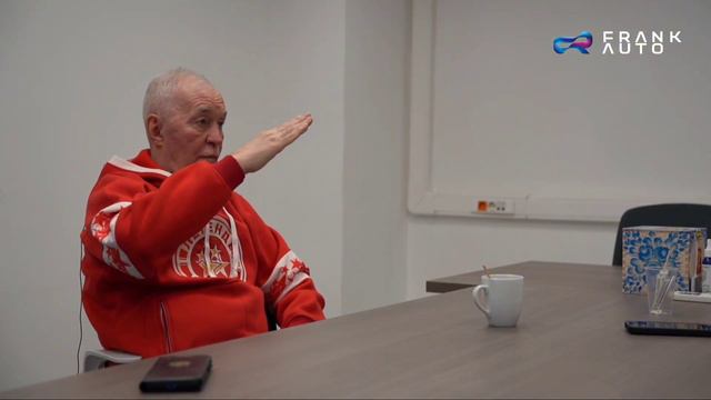 Вячеслав Анисин знакомится с Китайскими электромобилями | Гости FRANK AUTO Выпуск #1 смотреть онлайн