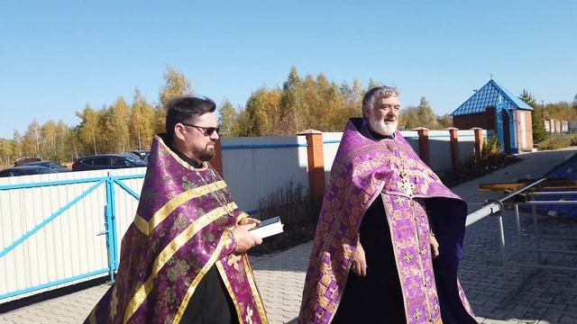 Освящение крестов для новых куполов храма в честь иконы Божией Матери "Живноносный источник" смотреть онлайн
