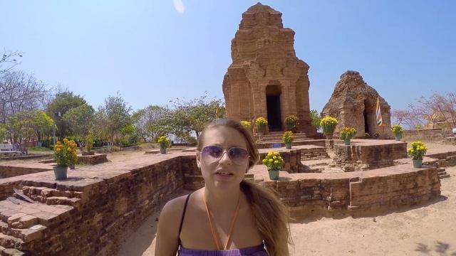Чамские башни и Вьетнамская пустыня в Муйне | Вьетнам 3 смотреть онлайн