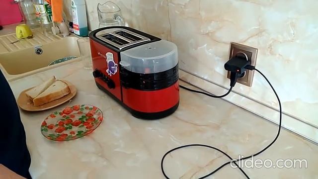 Приготовление яиц, сосисок и тостов в тостере Kitfort смотреть онлайн