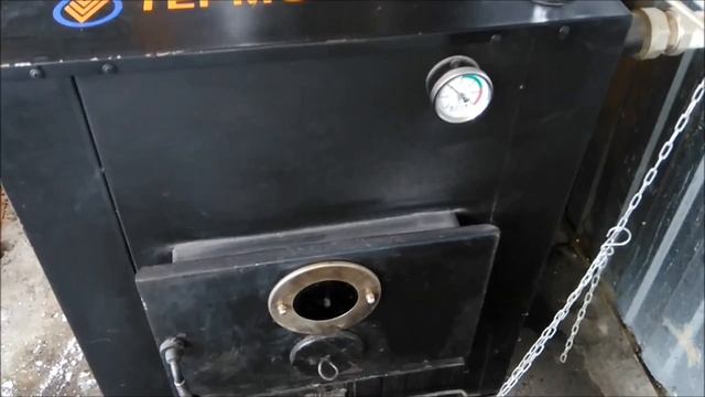 Твердотопливный котел Космос КМВ. Работа на улице с электрическим котлом..mp4 смотреть онлайн