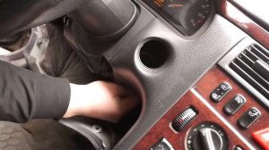 mersedes w210 как снять замок зажигания