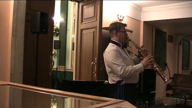 Alexey Kadyshev (saxophone) - Besame Mucho смотреть онлайн