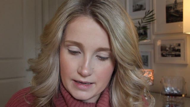 HOLIDAY SPARKLY MAKEUP | I'll Bring the Lipstick смотреть онлайн