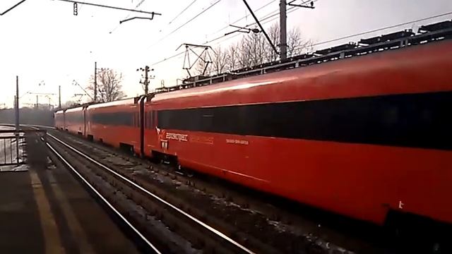 Аэроэкспресс на станции Окружная смотреть онлайн
