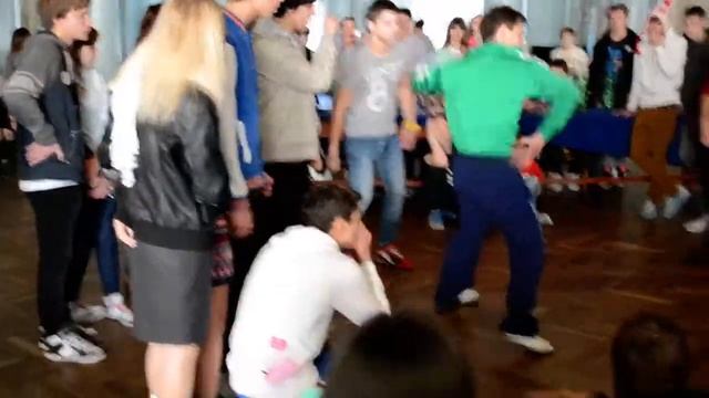 Анри vs Бяшка+ смотреть онлайн