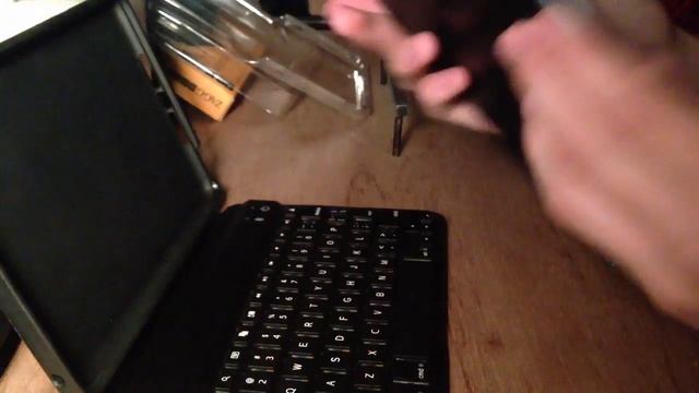 Zagg Mini 7 Ipad Mini Case Review смотреть онлайн