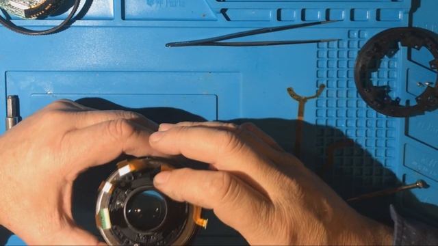 Ремонт Canon EFS 17-85mm USM, не работает автофокус, проверка шлейфа диафрагмы. Часть 1. смотреть онлайн