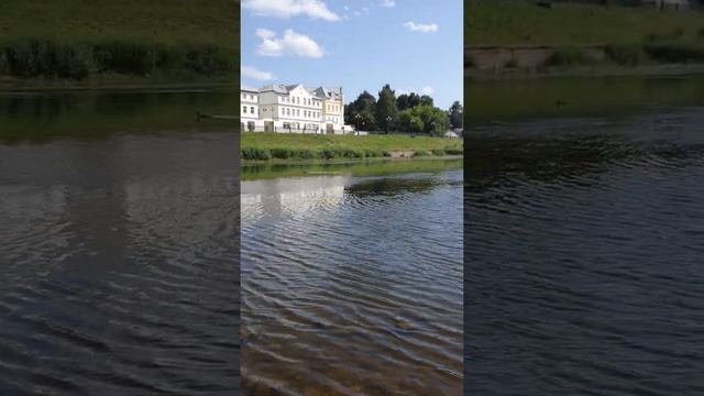 Город Торжок, Тверская область, река Тверца смотреть онлайн
