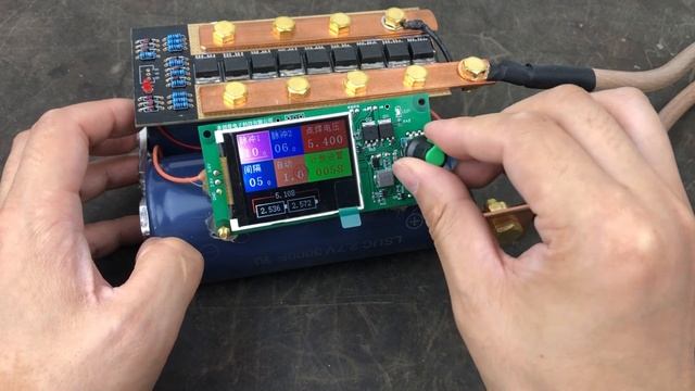 Reuse of used batteries Bosch 14.4V battery repair modified desktop violent fan смотреть онлайн
