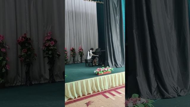 Ф.Амиров Лирический танец исполняет Мухаммадова Мадина смотреть онлайн