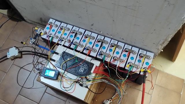 Esperimento batteria LiFePO4 da 60V "FRANKENSTEIN" смотреть онлайн