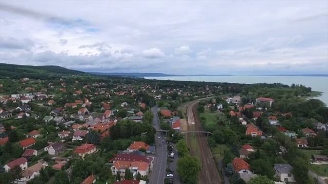 КАК ЖИВУТ ЛЮДИ НА САМОМ БОЛЬШОМ БОЛОТЕ В ЕВРОПЕ смотреть онлайн