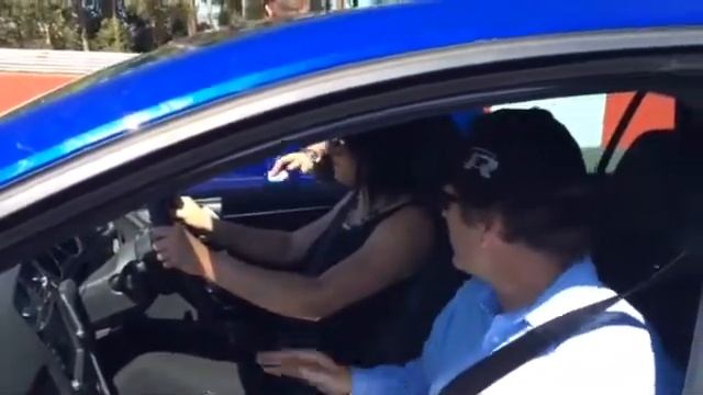 Volkswagen Golf 7 R Launch Control -Kyalami Racing Circuit- South African Grand Prix смотреть онлайн