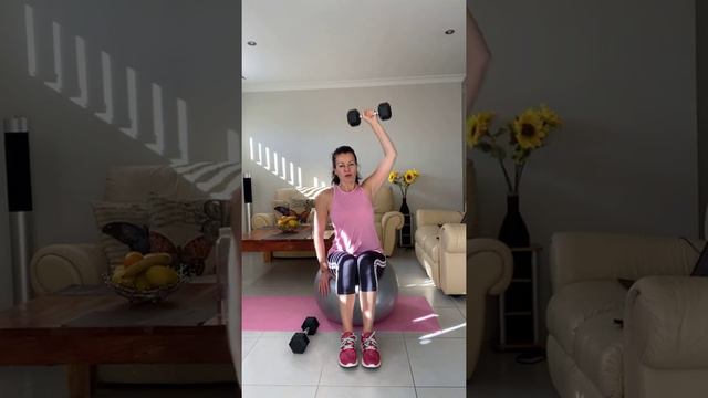 Табата- тонизиране на корем и горна част на тялото смотреть онлайн