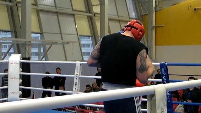 26.11.11 Богданов Александр, красный угол, 3й раунд