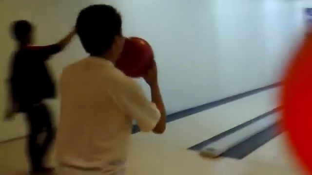 mio bowling freak ako, nakaturkey kasi смотреть онлайн