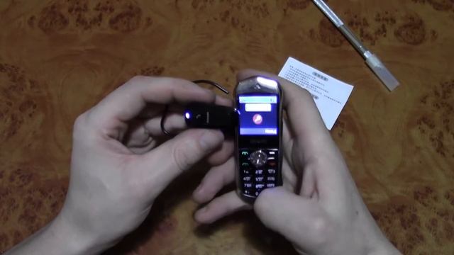 Блютуз гарнитура, дешевле не найти =) смотреть онлайн