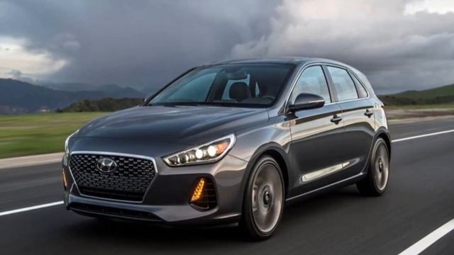 2018 Hyundai Elantra Review | What's New ? смотреть онлайн