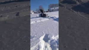 Снегоход. БТС Арктик по снегу.