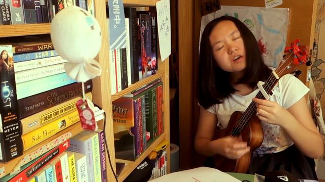 Here Comes the Sun - The Beatles (ukulele cover by Daisy*) смотреть онлайн