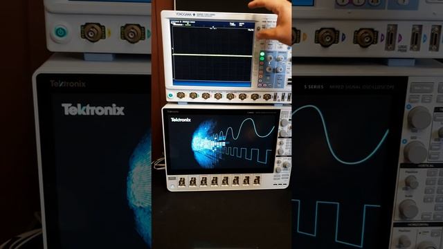 Yokogawa DLM4000 vs Tektronix MSO5 Series - Powering Up смотреть онлайн