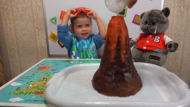 Как сделать ВУЛКАН дома своими руками / Извержение вулкана / Опыт для детей смотреть онлайн