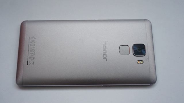 Huawei Honor 7 Review!