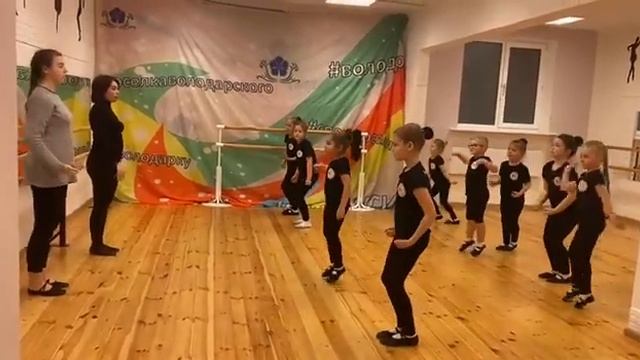 зелёные шнурки смотреть онлайн