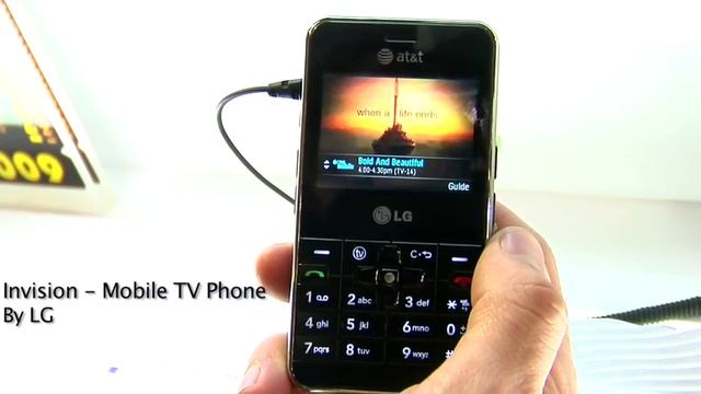 LG Invision - Mobile TV Cellphone at CES 2009 смотреть онлайн
