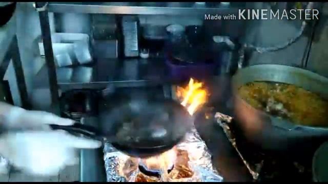 Uygur lagmanning Qaylasi(Sey)ning qavurilishi смотреть онлайн