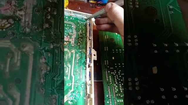 Стиральная машина LG не включается. Ремонт модуля после предыдущего мастера смотреть онлайн
