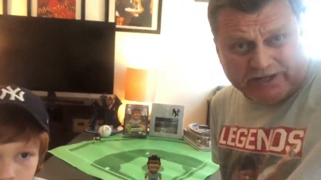 Unboxing and building the BRXLZ Gary Sanchez Figure and Turning it Into a Derek Jeter Figure! смотреть онлайн