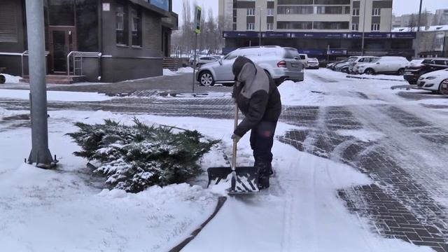 2 декабря 2018 года. Уборка дворов от снега смотреть онлайн