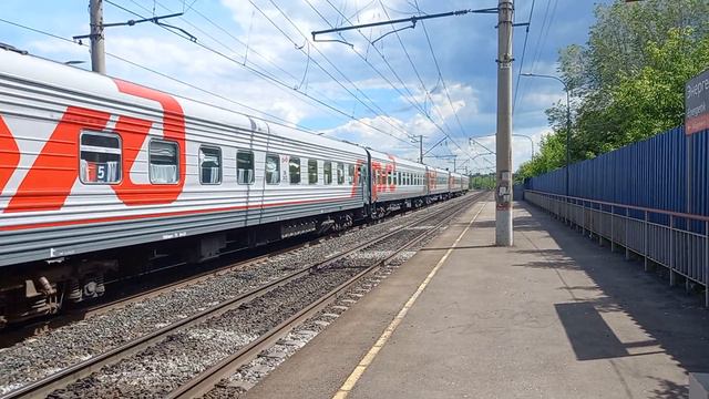 Электровоз ЭП2К-016 с поездом №477У Челябинск — Адлер смотреть онлайн