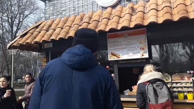 Одесса. Парк Горького. Блины. смотреть онлайн